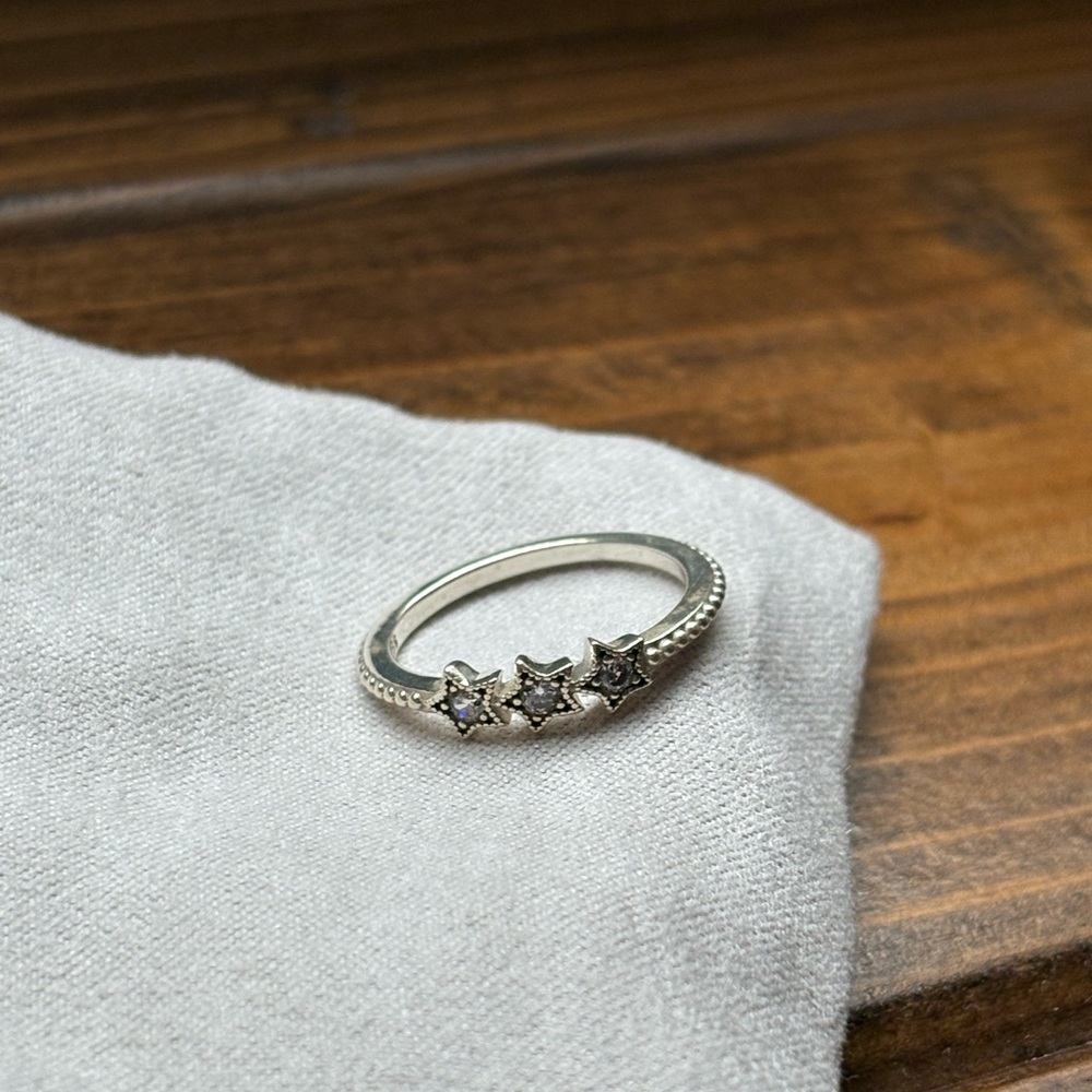 Pandora Celestial Stars Ring in Sterling Silver - Picture 3 of 7